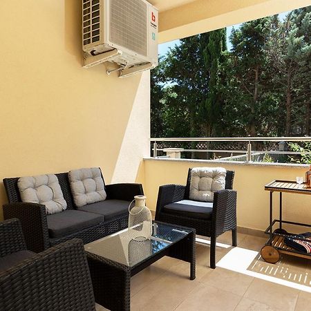 מדולין Apartment J&E מראה חיצוני תמונה