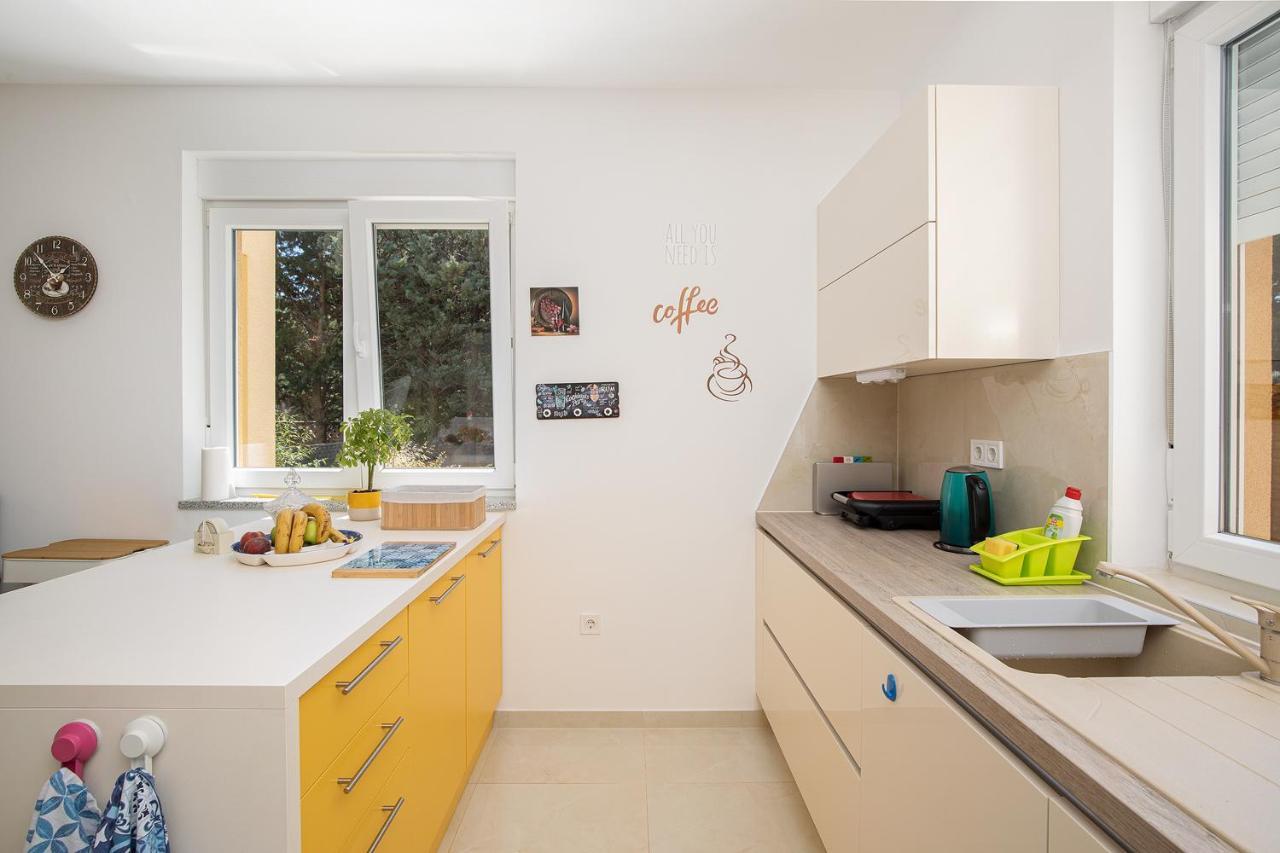 מדולין Apartment J&E מראה חיצוני תמונה