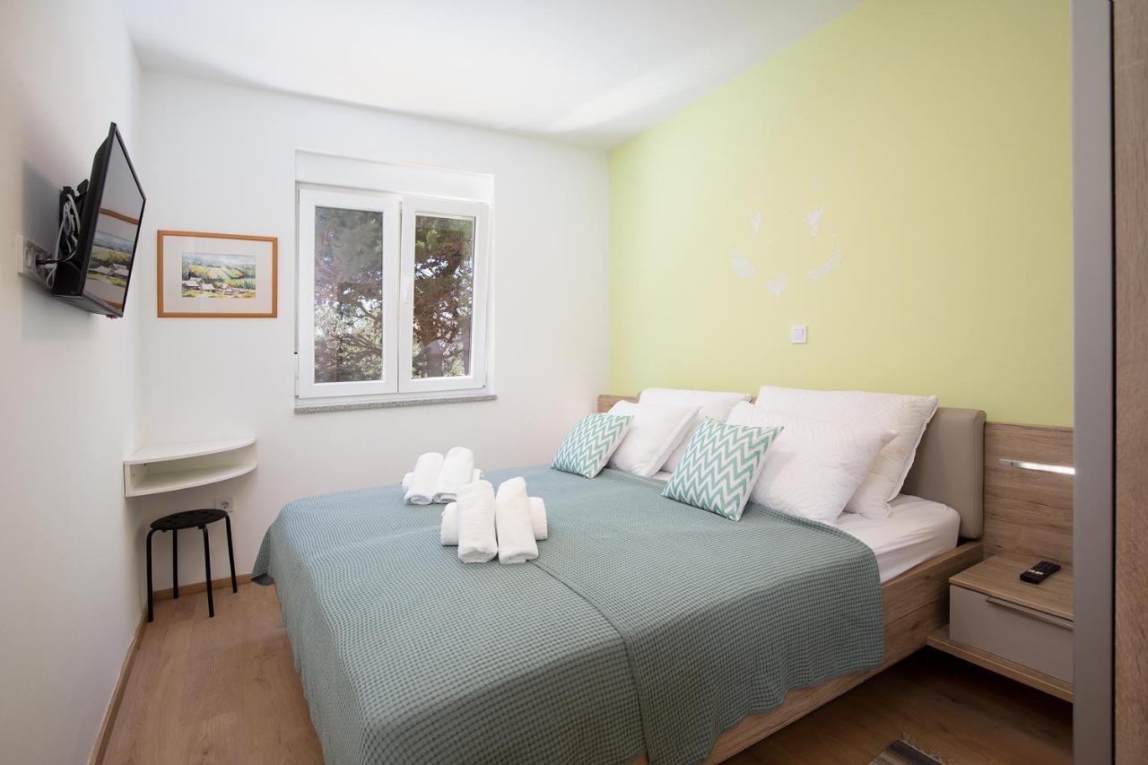 מדולין Apartment J&E מראה חיצוני תמונה