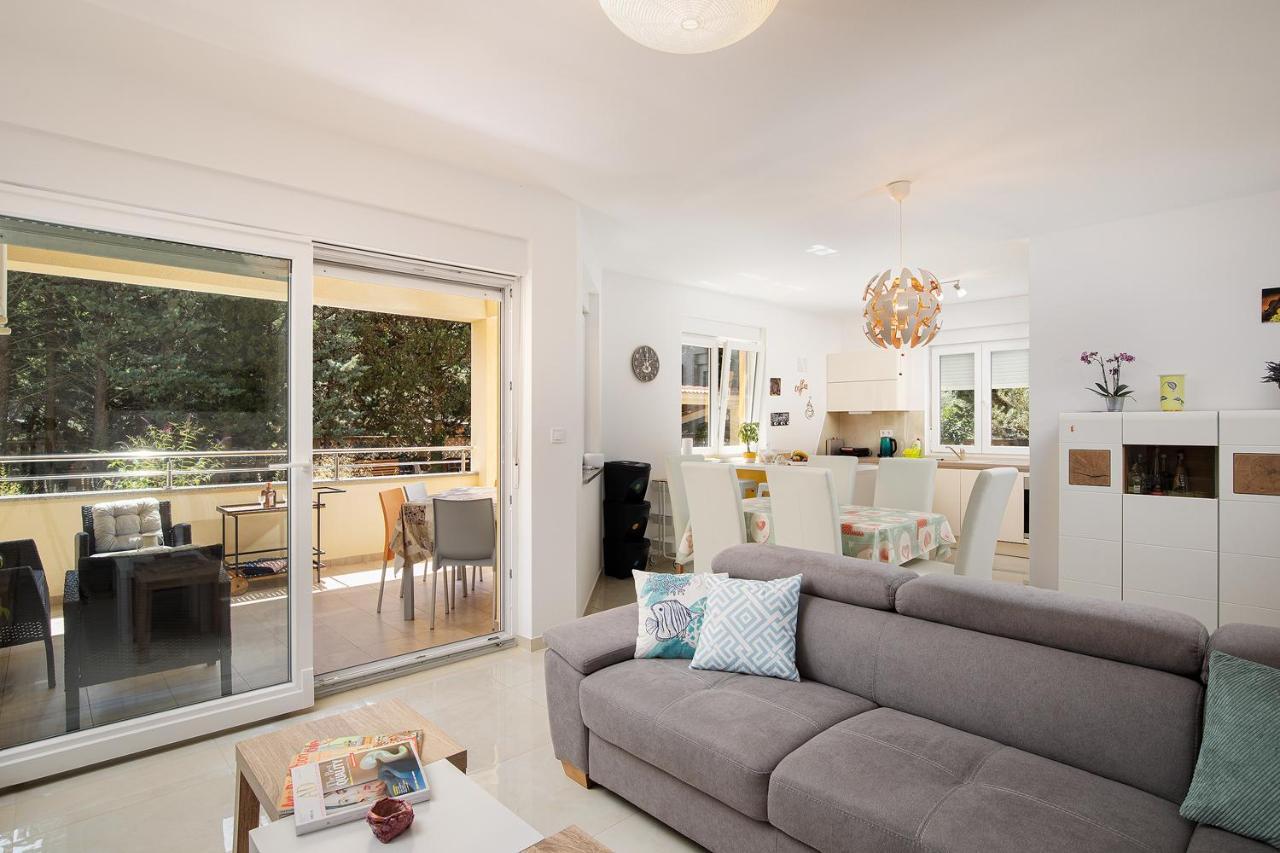 מדולין Apartment J&E מראה חיצוני תמונה