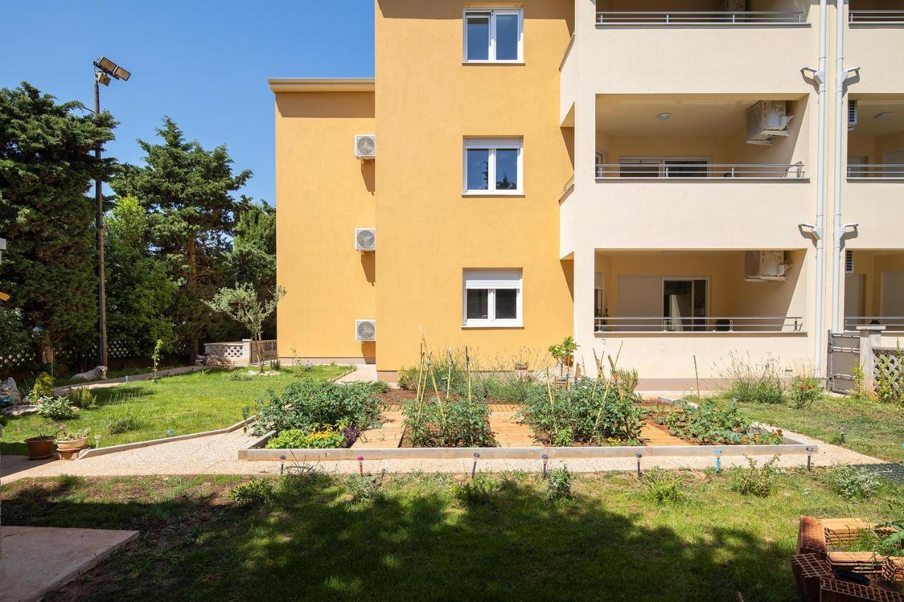 מדולין Apartment J&E מראה חיצוני תמונה