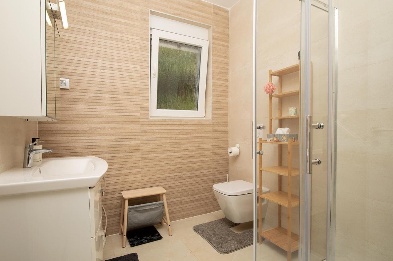 מדולין Apartment J&E מראה חיצוני תמונה